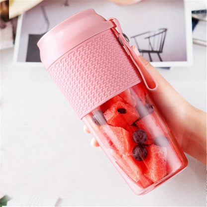 Portable Juicer Mini Electric Blender Portable Juicer(Navy Blue) by bashfashion