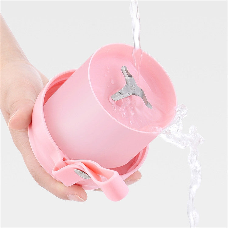 Portable Juicer Mini Electric Blender Portable Juicer(Navy Blue) by bashfashion